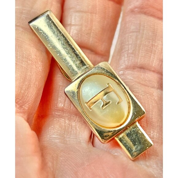 Swank Monogram F Gold-Tone & Mother-Of-Pearl Style Tie Clip - Picture 6 of 7